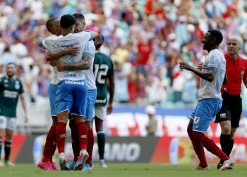 Na Fonte Nova, Bahia fica no empate em 1 a 1 contra o Goiás pelo Brasileirão