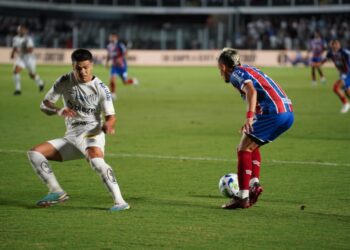 Na Vila Belmiro, Bahia fica no empate contra o Santos pelo jogo de ida das oitavas da Copa do Brasil