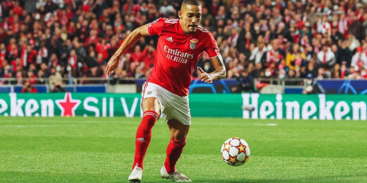 Bahia e Benfica chegam a um acordo e lateral Gilberto deve ser anunciado nos próximos dias