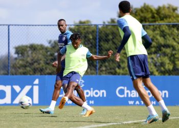 Bahia faz último treino e encerra preparação para enfrentar o Grêmio na Fonte Nova