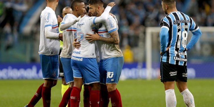 Bahia é derrotado nos pênaltis para o Grêmio e está eliminado da Copa do Brasil