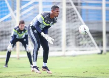 Goleiro do Grêmio interessa ao Bahia