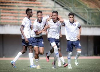 Sub-17 e 15 do Bahia goleiam o Poções por 7 a 0 pelo Campeonato Baiano