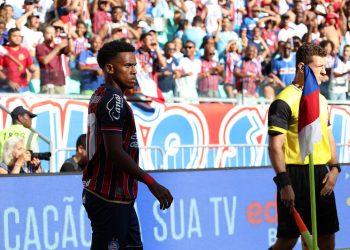 Bahia rescinde contrato com Kayke e atacante retorna ao Manchester City