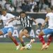 Com erros defensivos, Bahia é derrotado pelo Botafogo por 3 a 0 no Nilton Santos