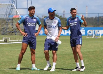 Com testes e ajustes táticos, Bahia segue preparação para enfrentar o Botafogo
