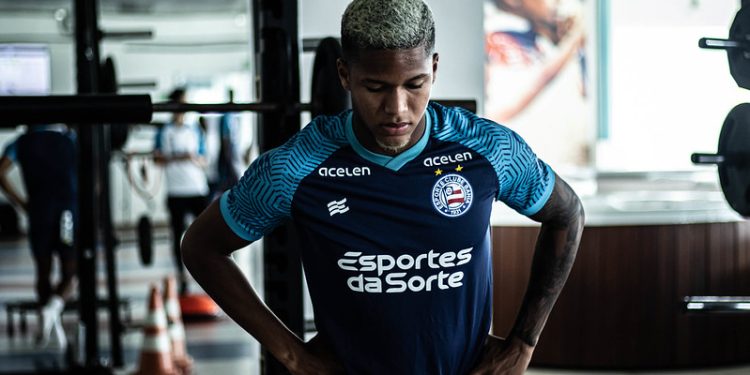 Lateral André sofre estiramento muscular e desfalca o Bahia nas próximas rodadas