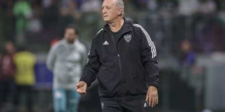 Felipão elogia atuação do Bahia e aposta em permanência na série A