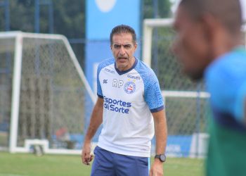 Grupo City procura por substituto para Renato Paiva no Bahia, diz radialista