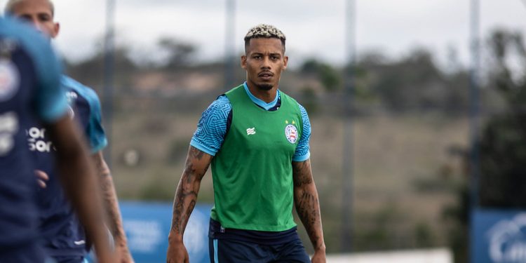 Renato Paiva esboça escalação do Bahia para jogo contra o América-MG