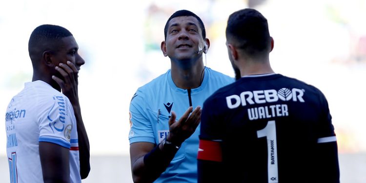 Wagner do Nascimento é escalado para apitar Coritiba x Bahia no Couto Pereira