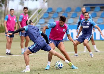 Com André de volta, Bahia segue se preparando para enfrentar o Flamengo