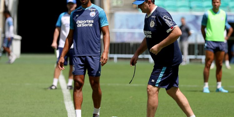 Confira a provável escalação do Bahia para enfrentar o Santos nesta segunda, na Fonte Nova