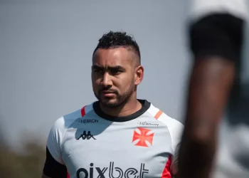 Confira a provável escalação do Vasco para enfrentar o Bahia na Fonte Nova