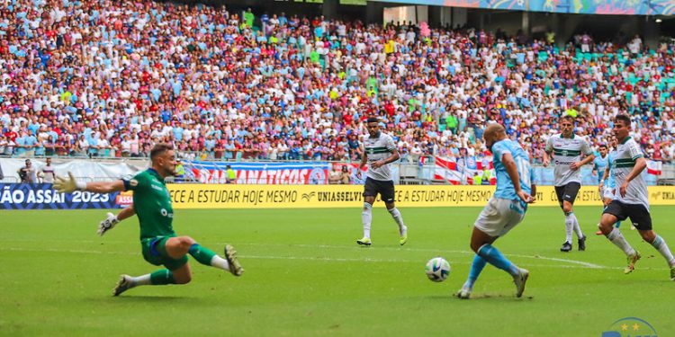 Coritiba x Bahia: Prováveis escalações, onde assistir, desfalques e arbitragem da partida
