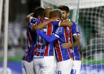 De virada, Bahia vence o Coritiba por 4 a 2 no Couto Pereira
