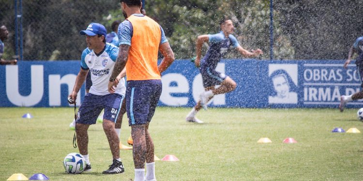 Elenco do Bahia recebe dois dias de folga nesta semana; confira a programação completa