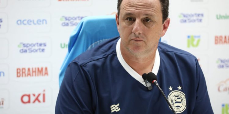 “Estamos na zona de rebaixamento, mas eu tenho convicção que nós sairemos”, diz Rogério Ceni após derrota para o Flamengo