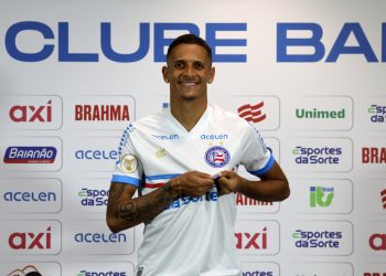 Luciano Juba é oficialmente apresentado pelo Bahia e está ansioso pela estreia