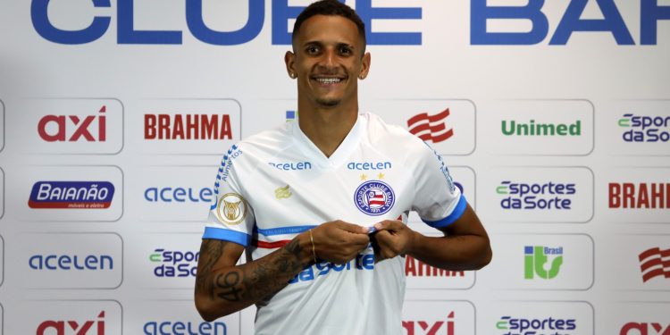 Luciano Juba é oficialmente apresentado pelo Bahia e está ansioso pela estreia