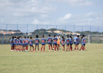 Mulheres de Aço iniciam preparação para segundo jogo da semifinal do Baianão Feminino