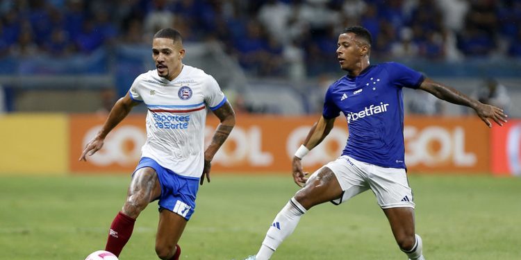 Com erros defensivos, Bahia é derrotado pelo Cruzeiro no Mineirão por 3 a 0