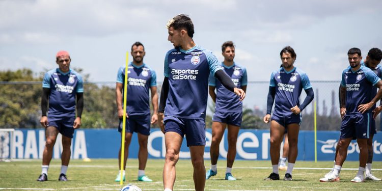 Com foco na construção de jogo, Bahia segue se preparando para enfrentar o Internacional