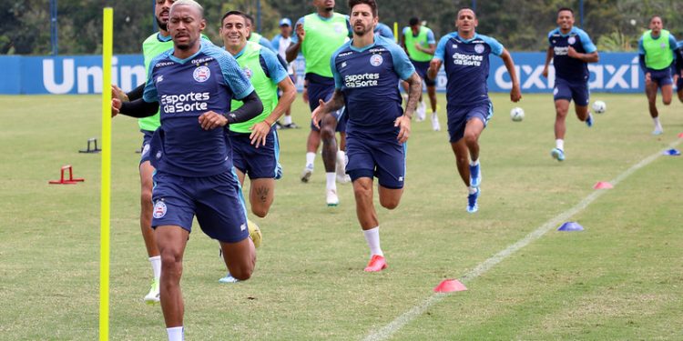 Com foco na movimentação e construção ofensiva, Bahia segue preparação para o jogo contra o Internacional