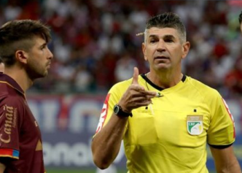 Marcelo de Lima Henrique é escalado para apitar Bahia x Internacional na Arena Fonte Nova