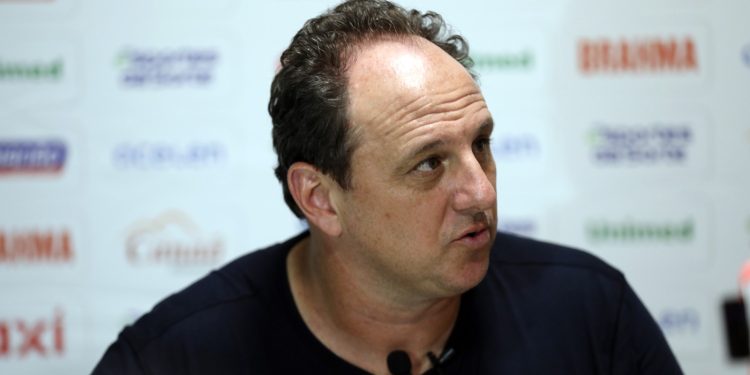 “Representa, quem sabe, o início da caminhada pra manter o Bahia na Série A”, diz Rogério Ceni após triunfo contra o Goiás