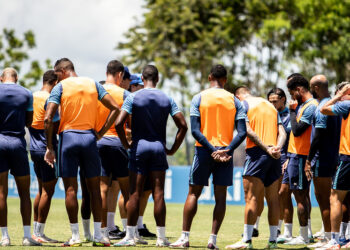 Com Raul Gustavo em campo, Ceni começa a esboçar time do Bahia para enfrentar o São Paulo