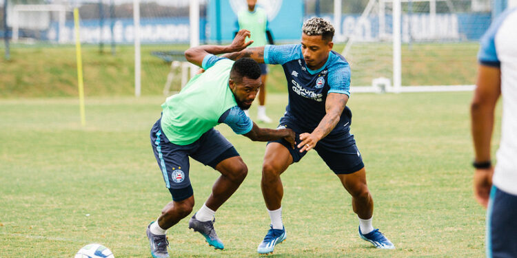 De olho no Corinthians, Rogério Ceni comanda treino tático e Bahia deve ter novidades