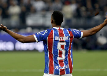 “Estamos em uma fase decisiva, temos tudo pra sair o mais rápido possível”, diz Rezende em entrevista