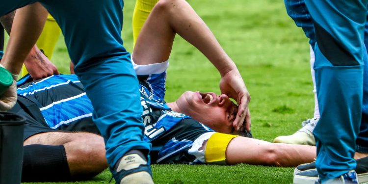 Grêmio perde dois titulares para jogo contra o Bahia