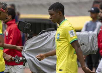 Jogador da base do Bahia é destaque em jogo da Seleção Brasileira