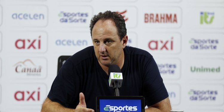 Rogério Ceni comemora triunfo contra o Fluminense: “Três jogos seguidos em casa, vencendo sem sofrer gols”