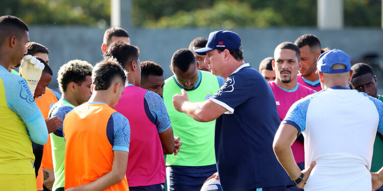 Bahia finaliza preparação para jogo decisivo contra o Atlético Mineiro