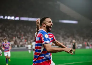 Bahia acerta contratação do volante Caio Alexandre por R$ 24,3 milhões