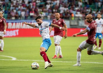 Com gols de Everton Ribeiro e Rafael Ratão, Bahia vence o Barcelona de Ilhéus por 2 a 0 na Fonte Nova