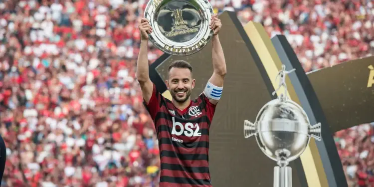 Reforço do Bahia, meia Everton Ribeiro terá ‘festa’ de despedida do Flamengo no Maracanã