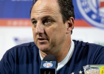 Rogério Ceni valoriza triunfo contra o Barcelona de Ilhéus: ‘Foi a partida mais difícil que tivemos’