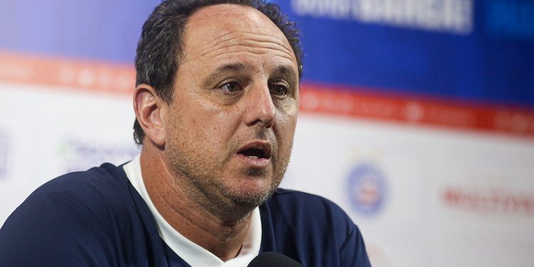 Ceni elogia atuação do Bahia em triunfo contra o Sport: ‘Há muito tempo eu não via um jogo assim’