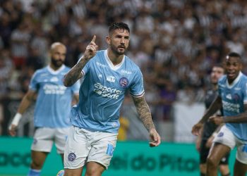Com gols de Everaldo e Thaciano, Bahia vence o Ceará por 2 a 1 na Arena Castelão