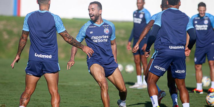 Em busca da vaga na final, Bahia encerra preparação para enfrentar o Jequié