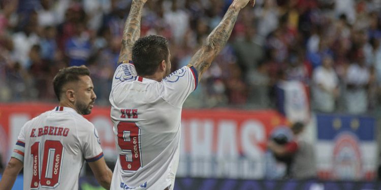 Com gol de Everaldo, Bahia vence o Grêmio por 1 a 0 na Arena Fonte Nova