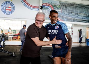 Com presença de Dorival Junior no CT, Bahia encerra preparação para enfrentar o Fluminense