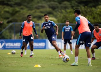 Com Arias em campo, Bahia se prepara para enfrentar o Atlético-MG
