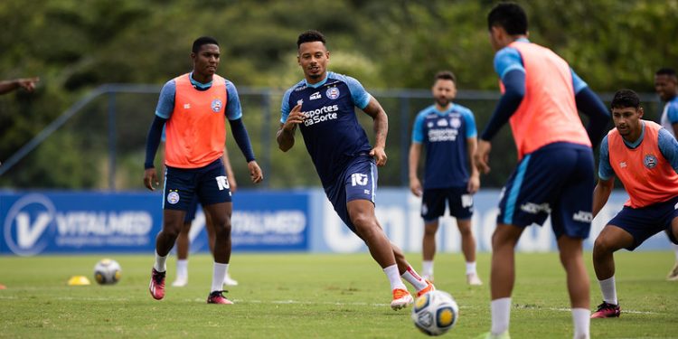 Com Arias em campo, Bahia se prepara para enfrentar o Atlético-MG