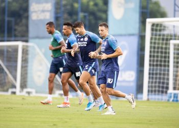 Com treino setorizado, Bahia segue preparação pra jogo contra o Atlético-MG
