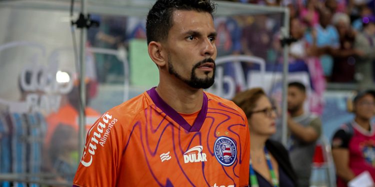 Marcos Felipe comemora triunfo contra o Grêmio: ‘Continuamos invictos na Fonte Nova e não tomamos gols’